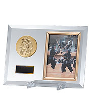 フォトフレーム付き楯（品番：EO-84）